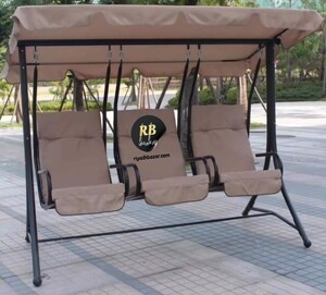 مرجيحة خارجية لثلاث اشخاص