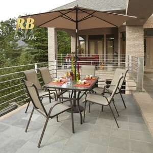 طاولة طعام مسطيلة مع 4 كراسي ومظلة